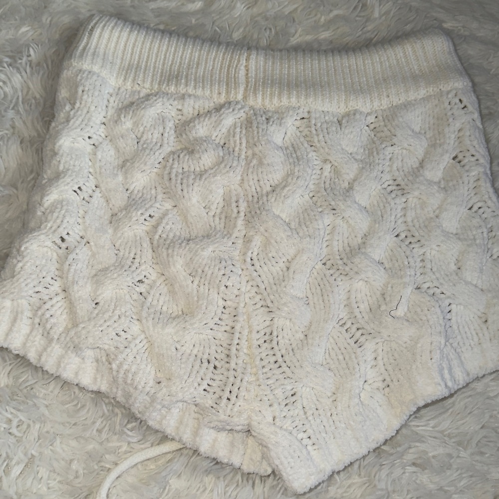 Forever 21 Cream Cable Knit Shorts - Picture 3 of 3